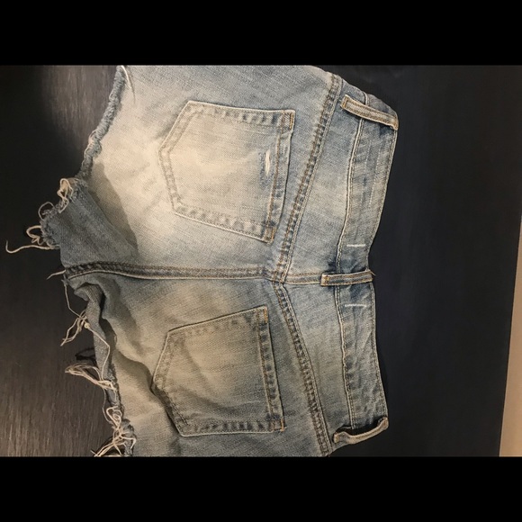 Pacsun distressed shorts - Picture 2 of 4